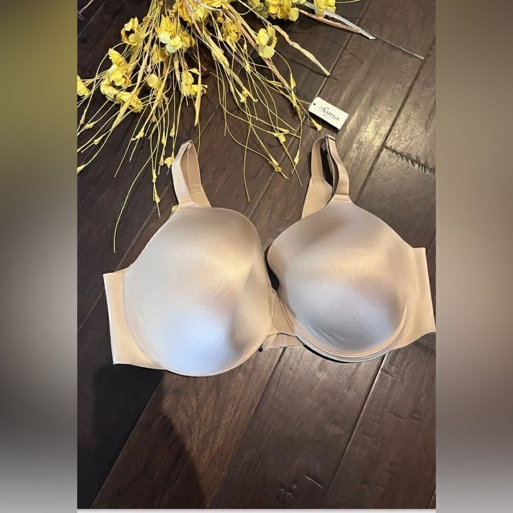 Soma Vanishing back full coverage bra soft tan sz 44DDD